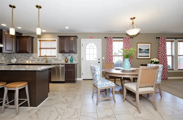 $388,500 | 1714 Flagstone Drive, Normal, IL 61761