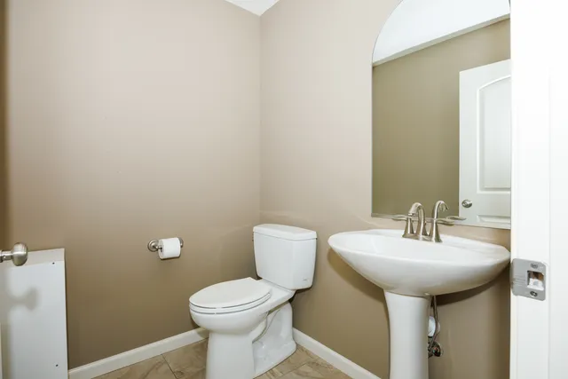 $388,500 | 1714 Flagstone Drive, Normal, IL 61761