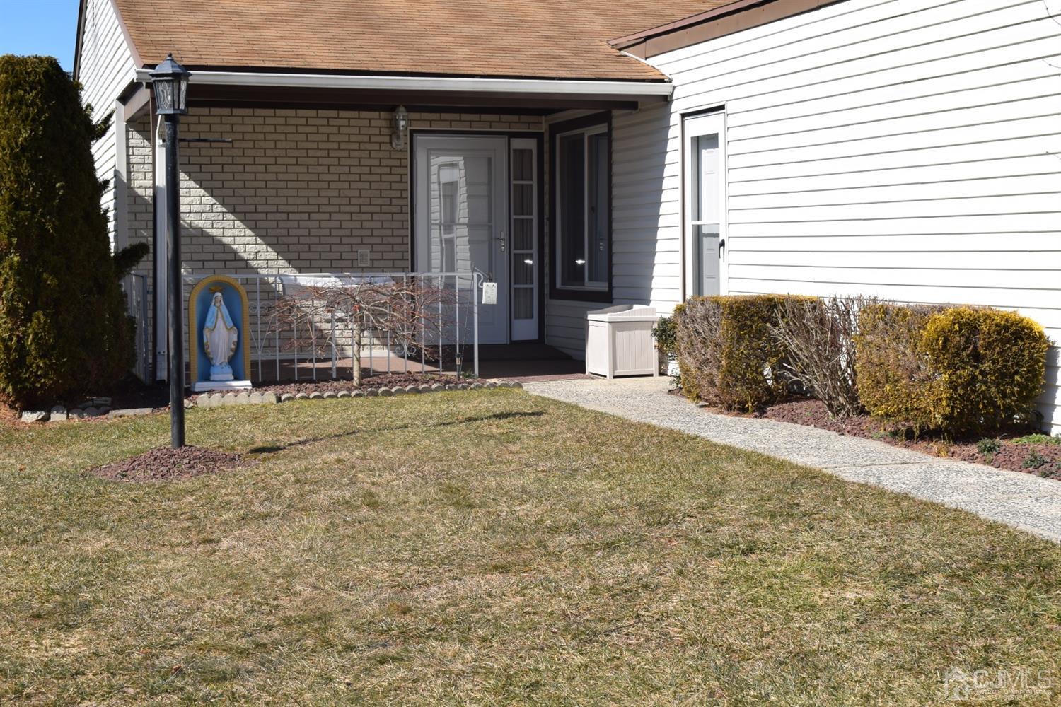 37 Haddon Road, Unit A Monroe Township, NJ 08831 - Photo 1 of 32 Gallery Image 1