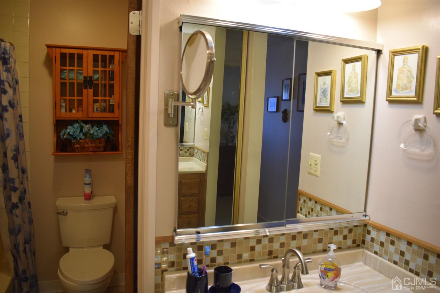 37 Haddon Road, Unit A Monroe Township, NJ 08831 - Photo 12 of 32 Gallery Image 12