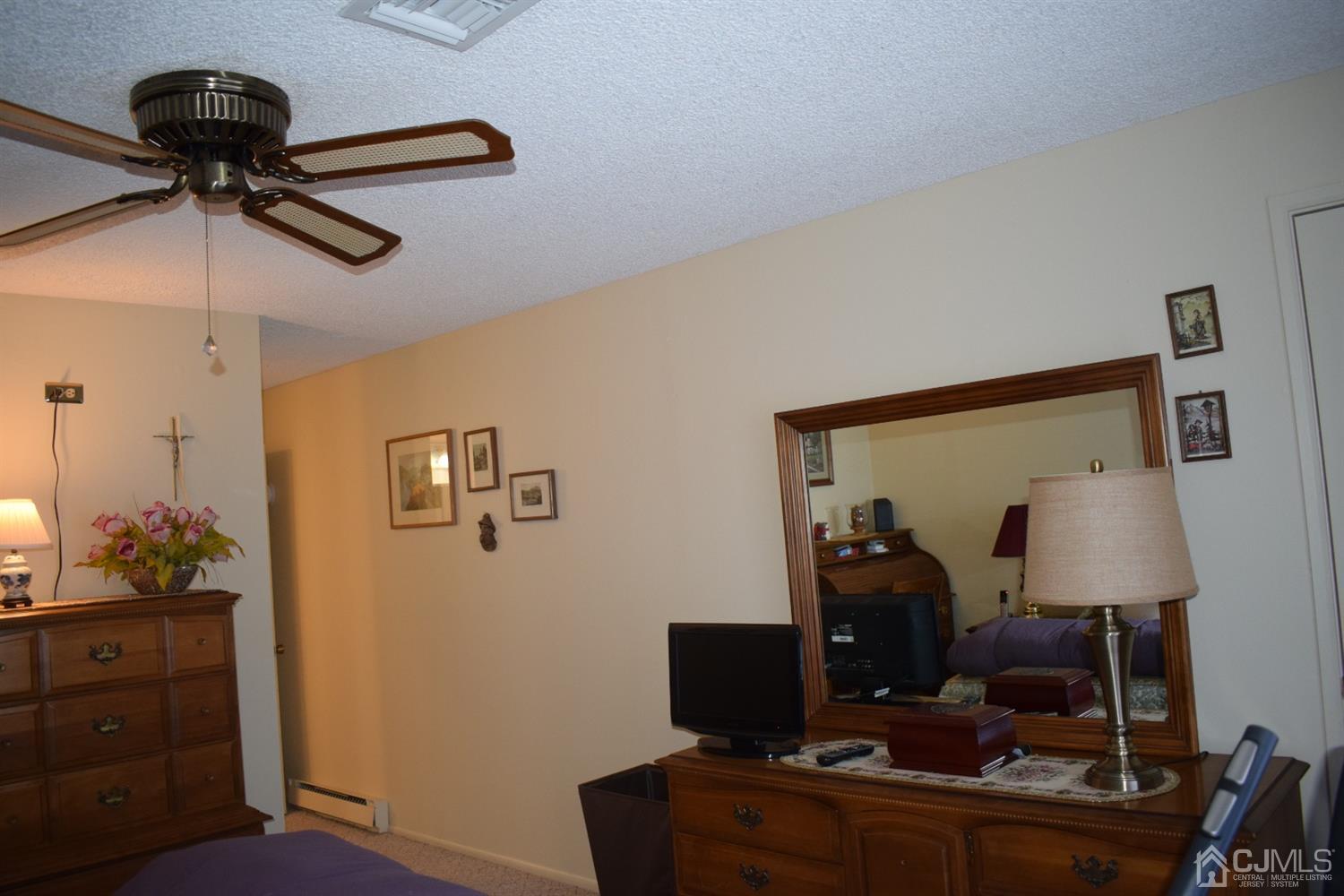 37 Haddon Road, Unit A Monroe Township, NJ 08831 - Photo 14 of 32 Gallery Image 14