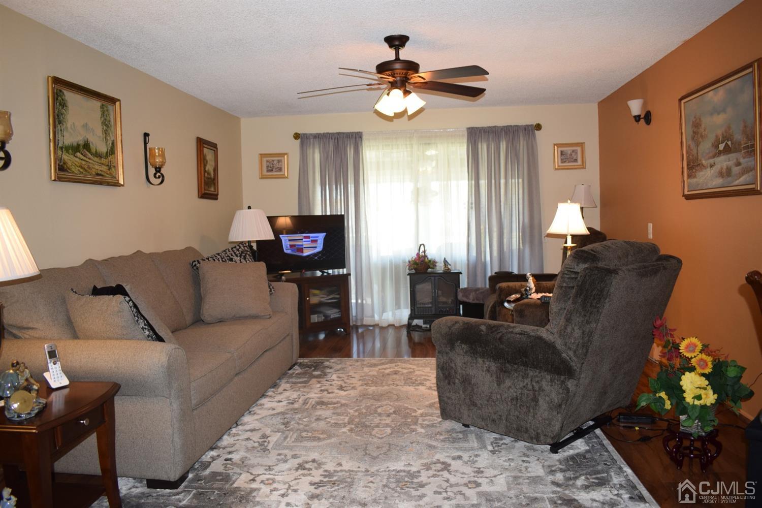 37 Haddon Road, Unit A Monroe Township, NJ 08831 - Photo 15 of 32 Gallery Image 15