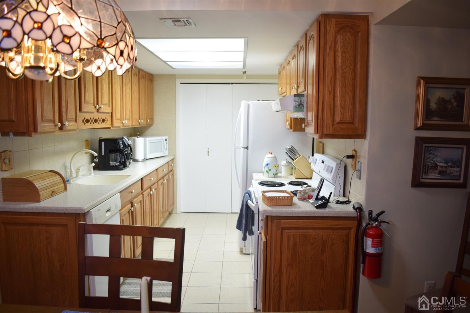 37 Haddon Road, Unit A Monroe Township, NJ 08831 - Photo 22 of 32 Gallery Image 22