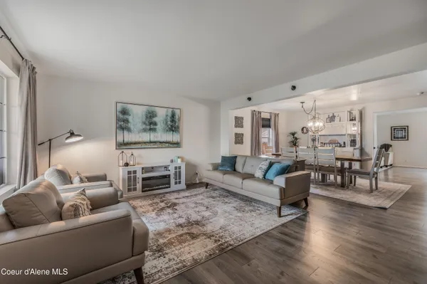 $849,900 | 2033 Bunting Lane, Post Falls, ID 83854