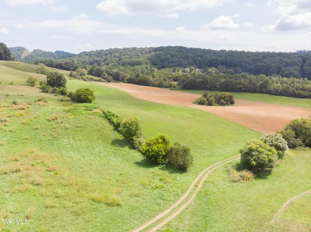 $650,000 | 2710 Jearoldstown Road, Chuckey, TN 37641
