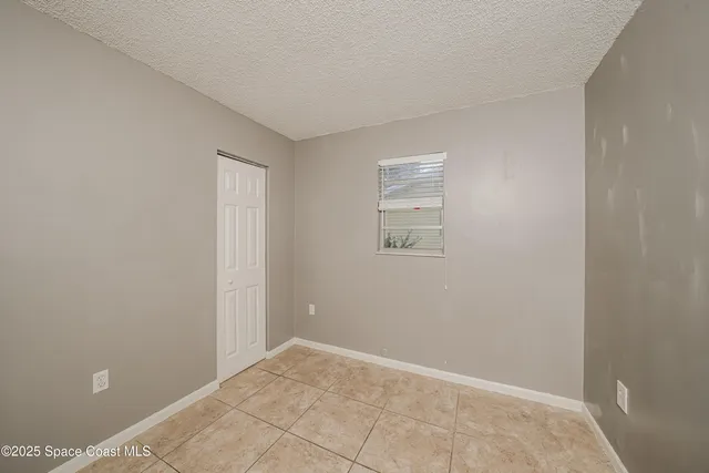 $1,885 | 7500 Coquina Avenue, Fort Pierce, FL 34951