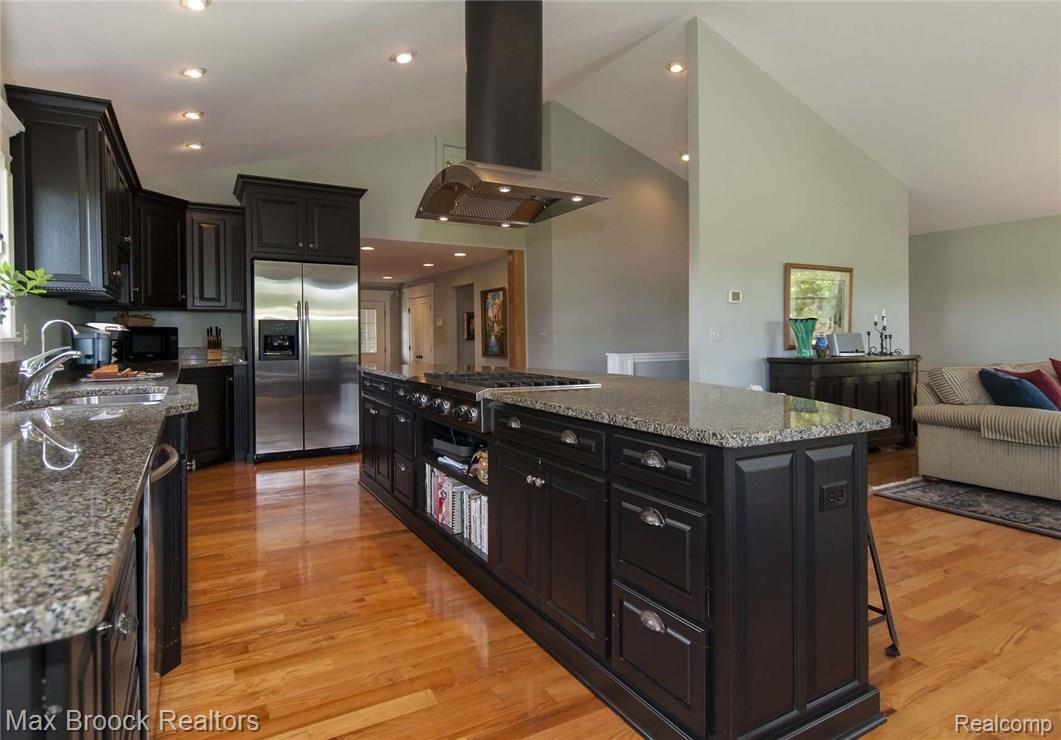 2592 Hadley Road Lapeer, MI 48446 - Photo 18 of 68 13.jpg