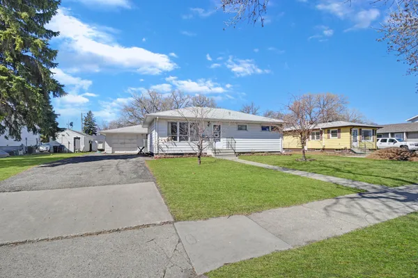 $215,000 | 706 26th Street North, Fargo, ND 58102