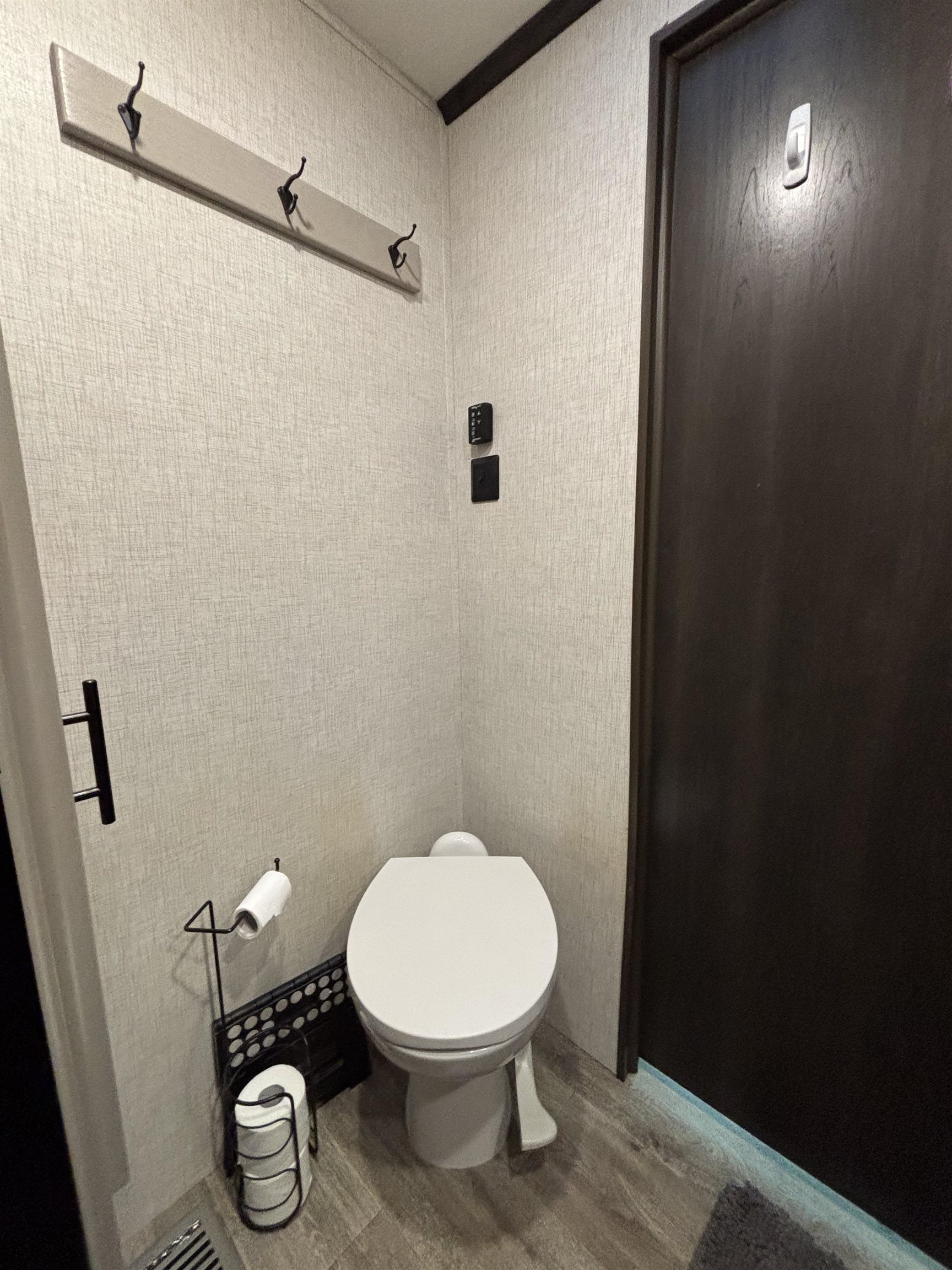 96 Hilliard Road, Unit 144 Laconia, NH 03246 - Photo 15 of 60 Gallery Image 15