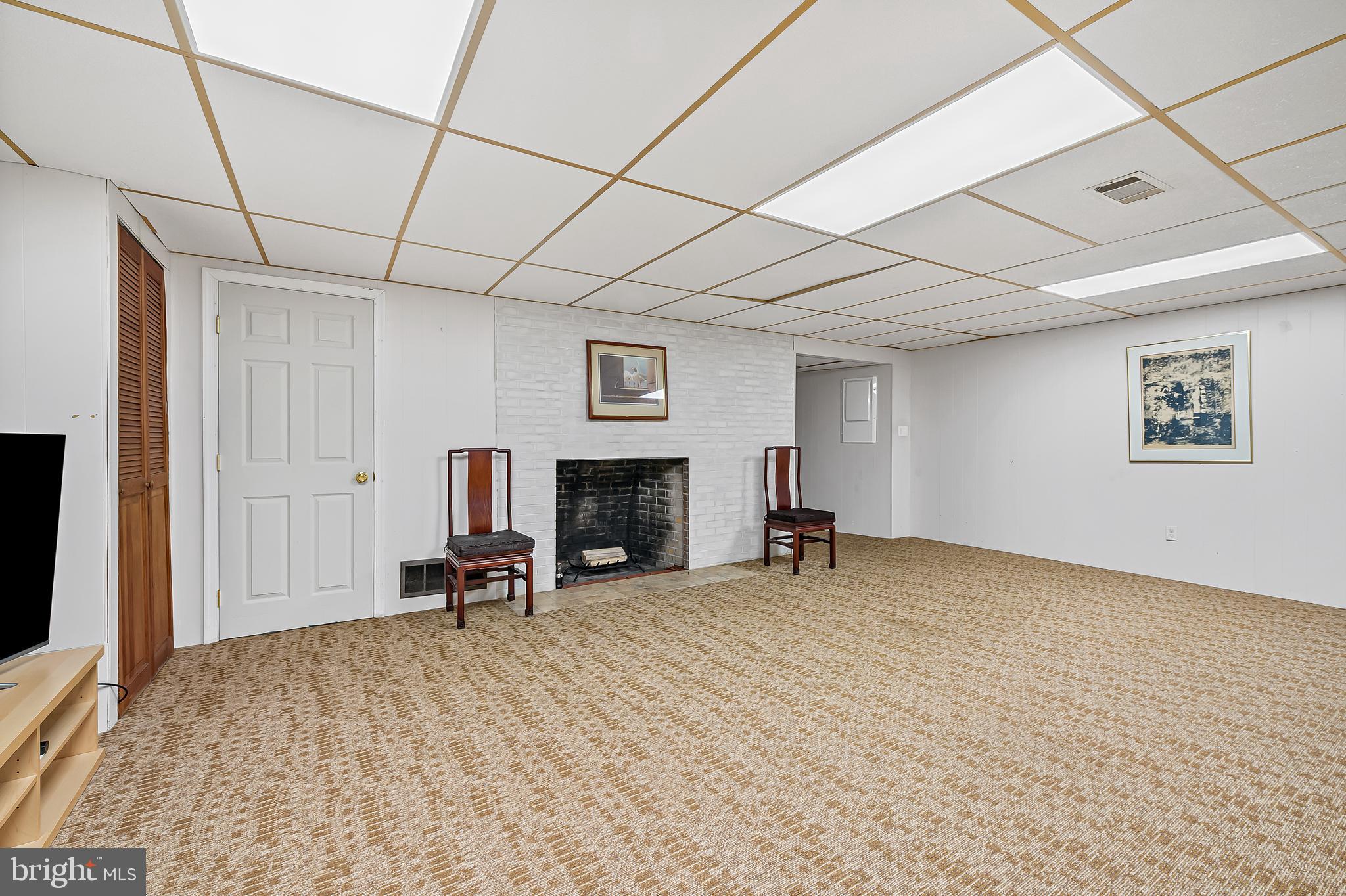 206 Charmuth Road Lutherville-Timonium, MD 21093 - Photo 36 of 45 Family room