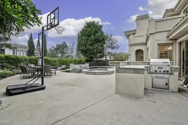 $18,000 | 5259 Meadows Del Mar, San Diego, CA 92130