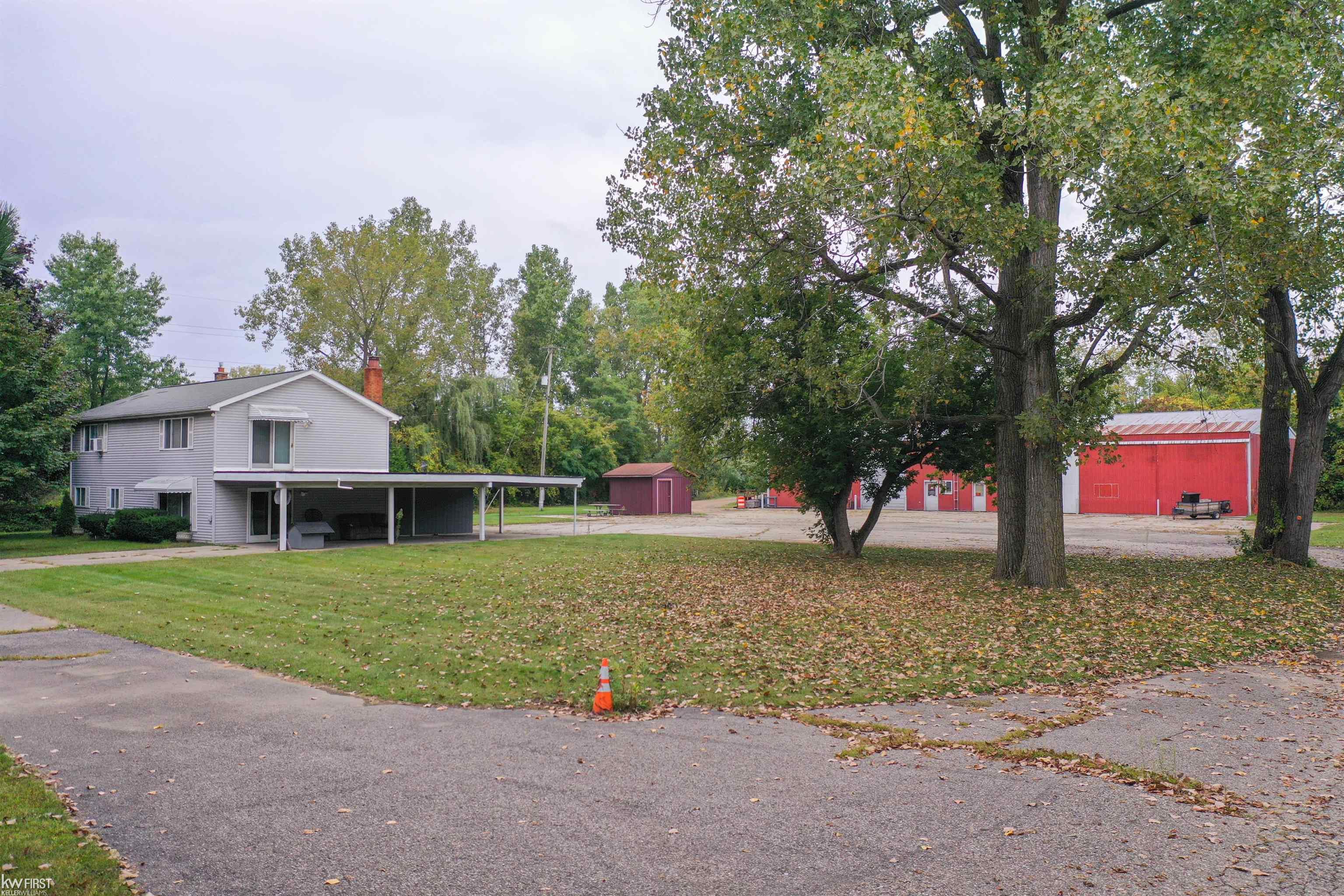 6086 North Lewis Road Mount Morris, MI 48458 - Photo 17 of 30 50189613-a536e2d9-ece6-4fc6-b0a2-a3bce98b85c2.JPG