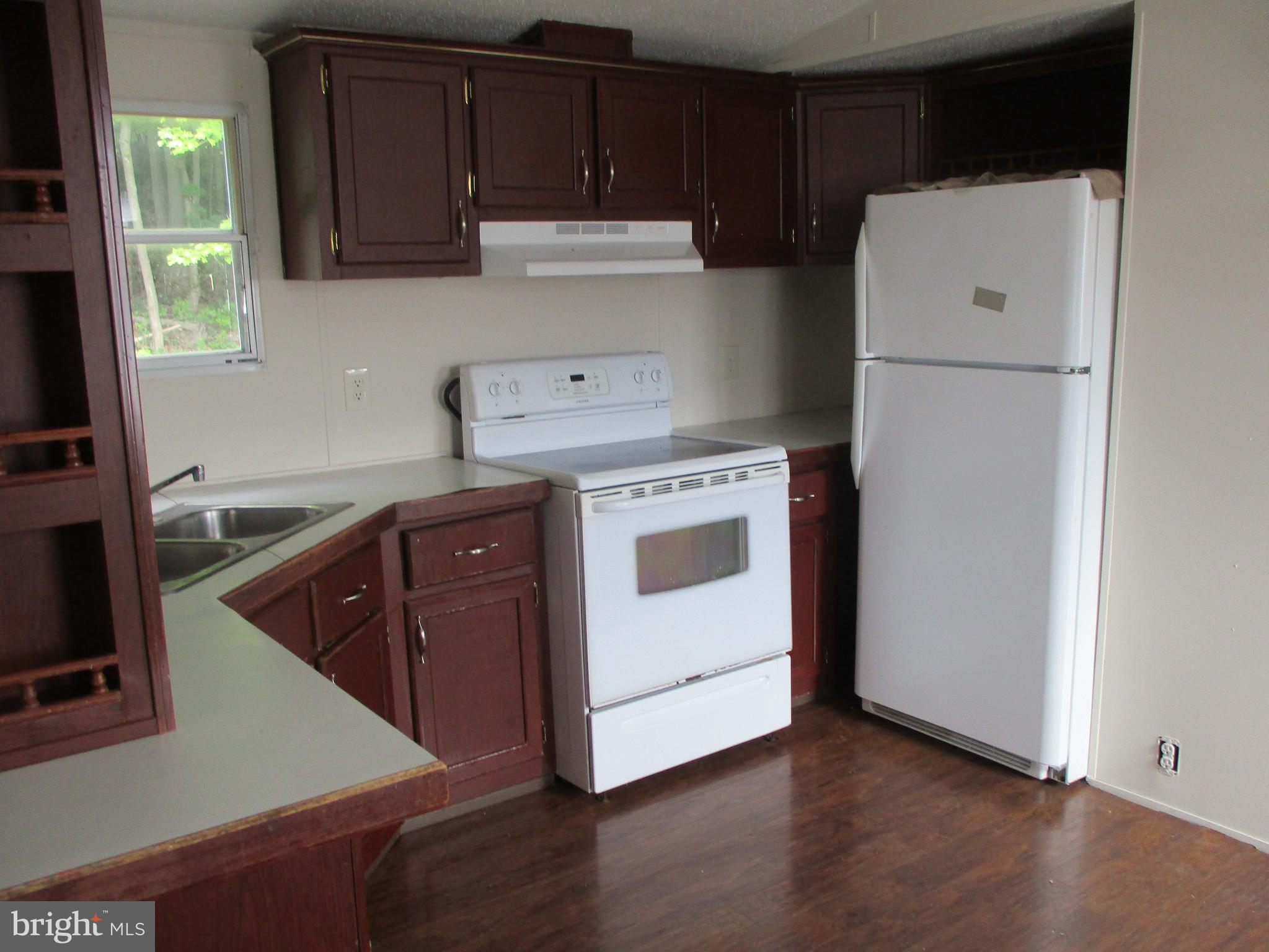 109 Manges Street Everett, PA 15537 - Photo 6 of 19 Kitchen