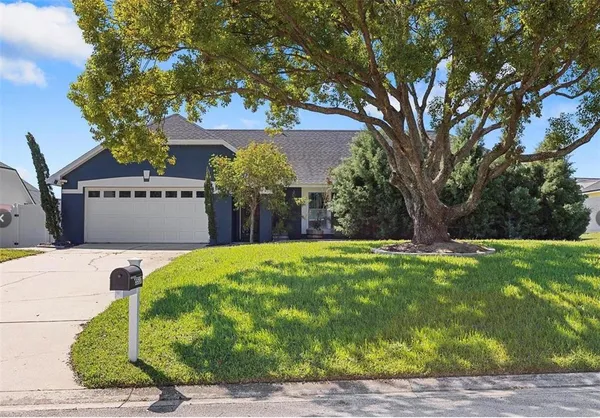 $2,900 | 5517 Loma Vista Drive East, Davenport, FL 33896