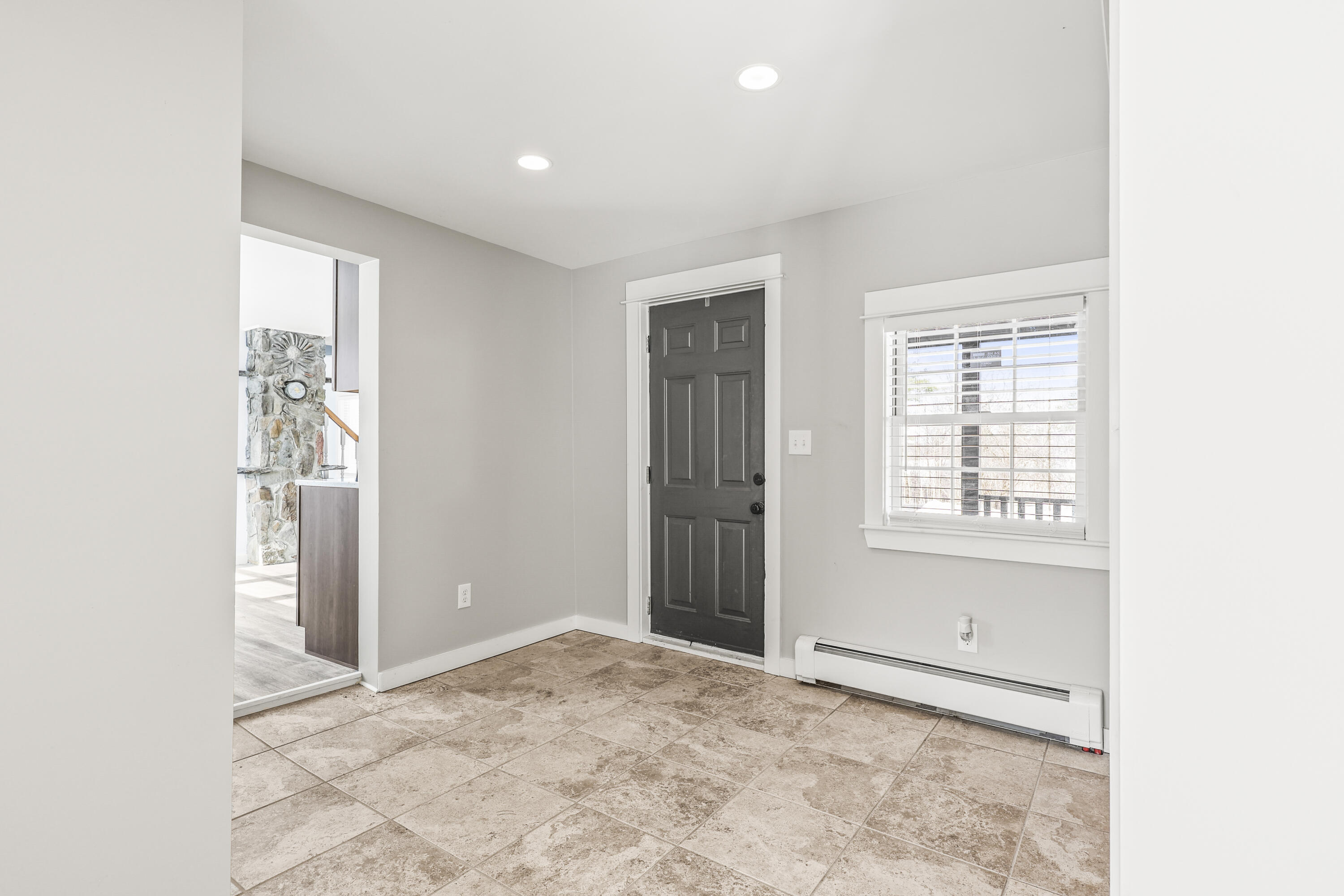 111 Dutton Road South China, ME 04358 - Photo 23 of 57 Foyer