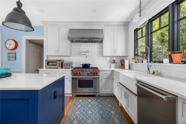 $22,000 | 41 Hunter Avenue, Newport, RI 02840