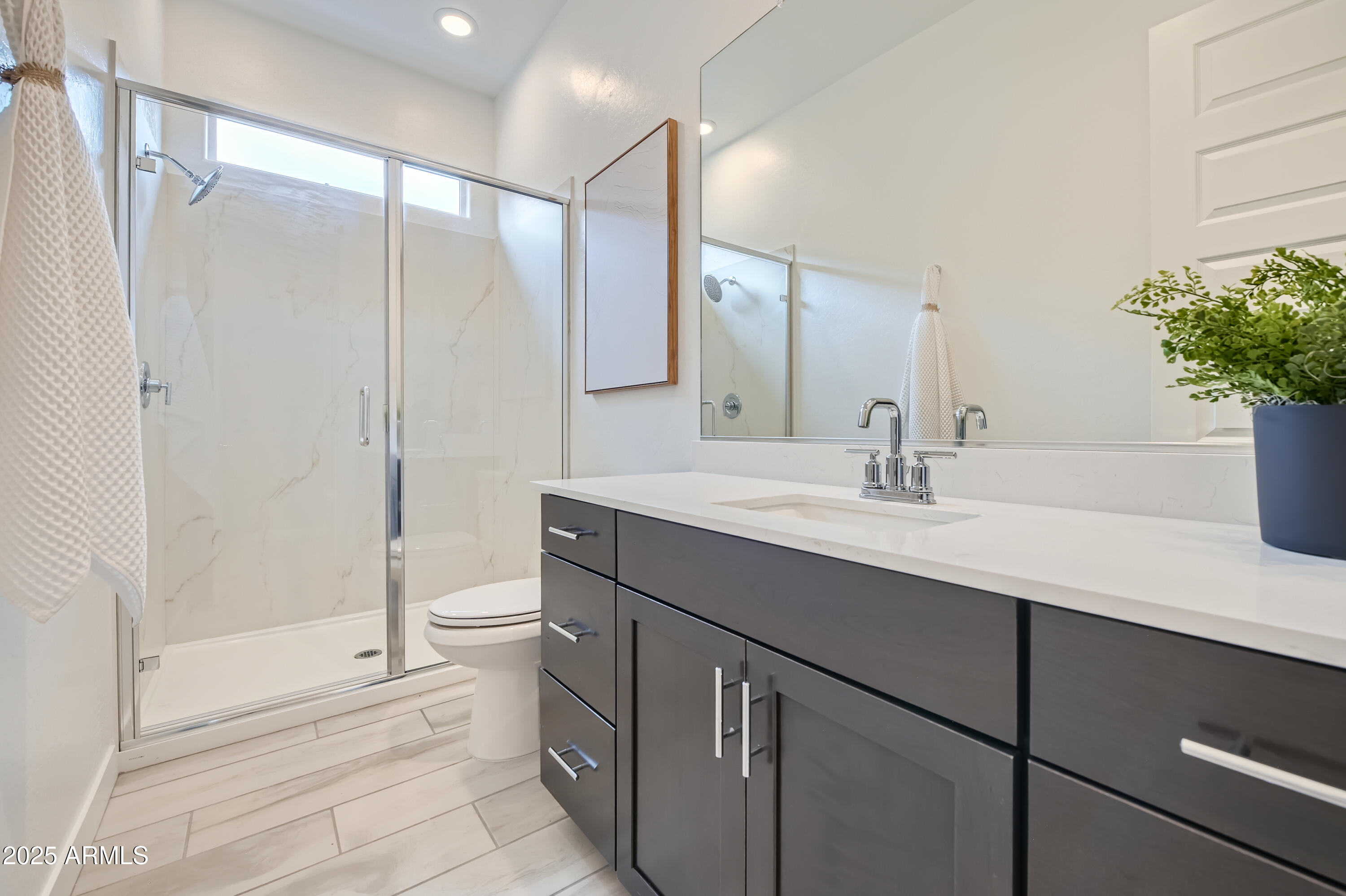 3229 West Via Dona Road Phoenix, AZ 85083 - Photo 21 of 22 NG Bath