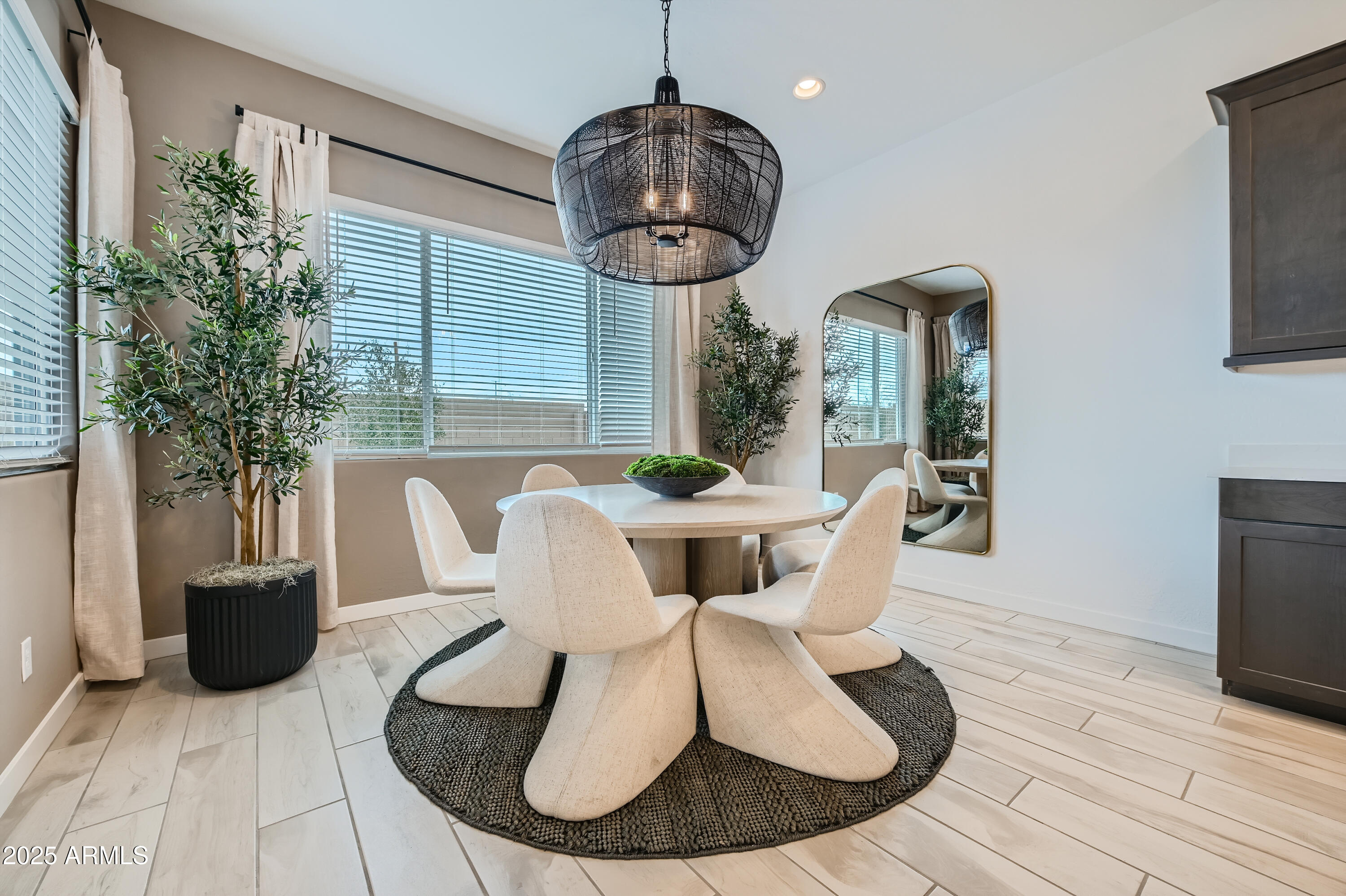 3229 West Via Dona Road Phoenix, AZ 85083 - Photo 5 of 22 Dining