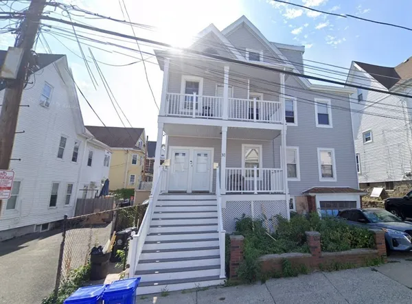 $3,800 | 39 Magnolia Street, Unit 2, Malden, MA 02148