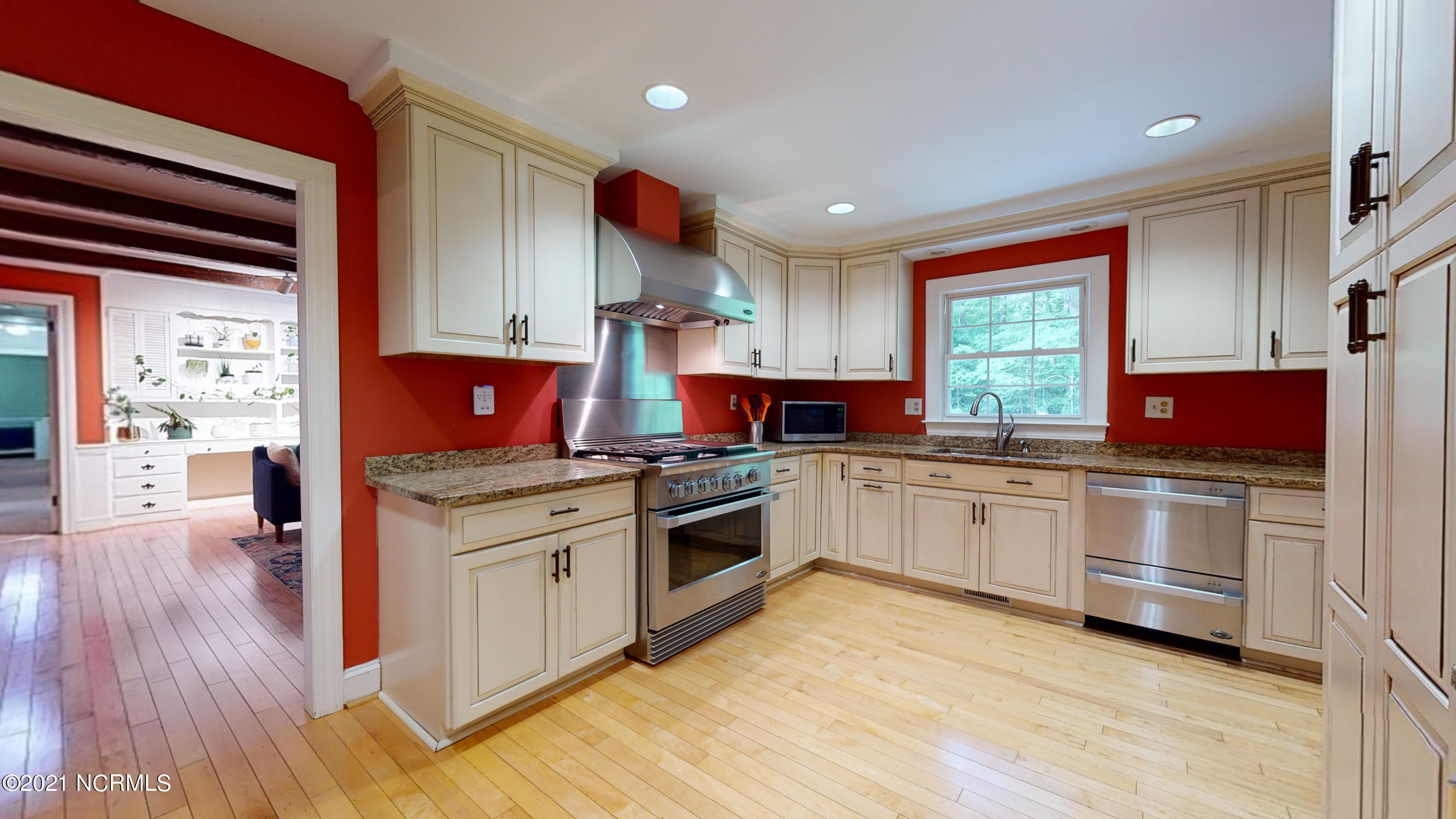 202 King George Road Greenville, NC 27858 - Photo 16 of 38 202 King George-16