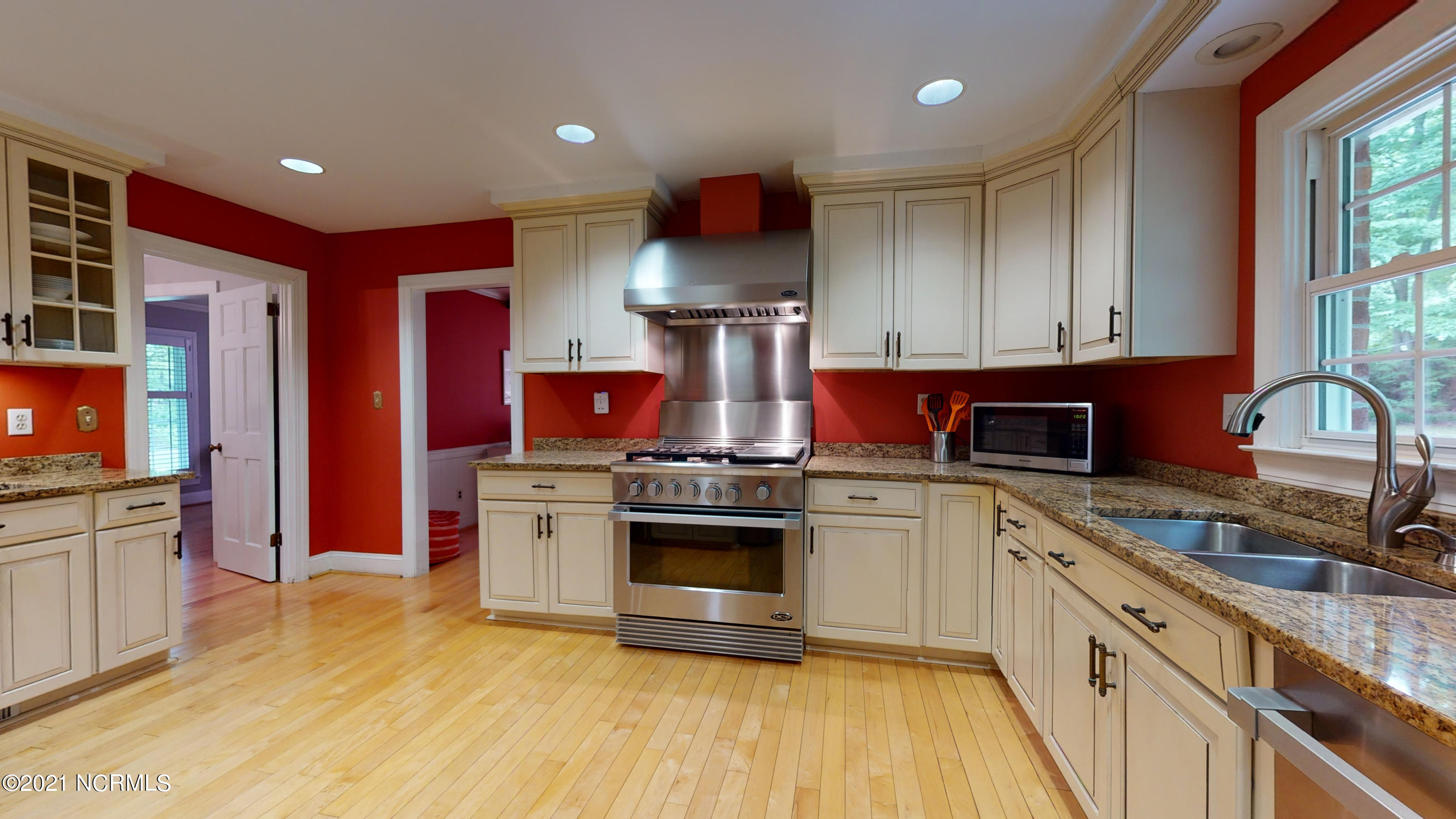 202 King George Road Greenville, NC 27858 - Photo 18 of 38 202 King George-18