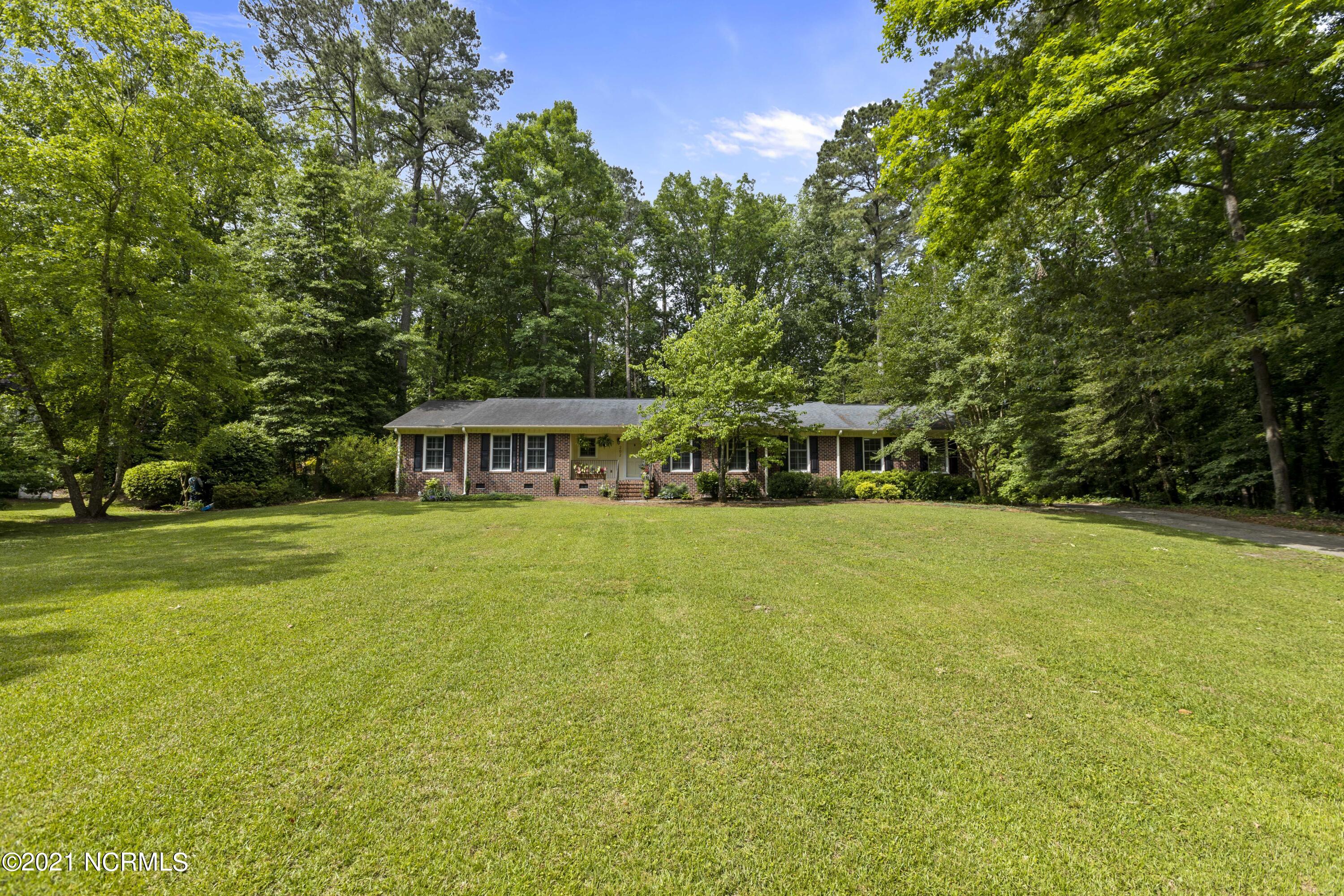 202 King George Road Greenville, NC 27858 - Photo 6 of 38 202 King George-6