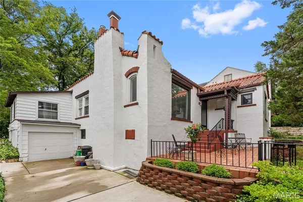 $475,000 | 234 Parkland Avenue, St. Louis, MO 63122