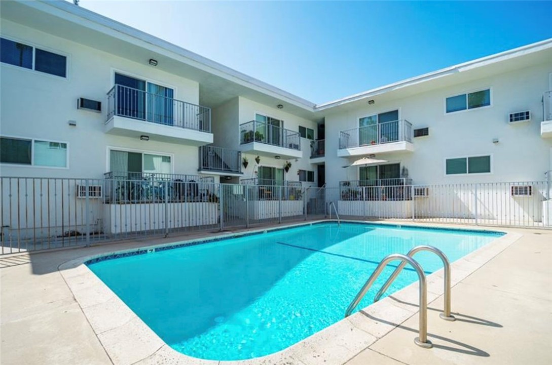 780 Earlham Street, Unit 2 Pasadena, CA 91101 - Photo 8 of 10