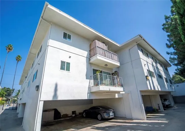 $2,175 | 780 Earlham Street, Unit 2, Pasadena, CA 91101