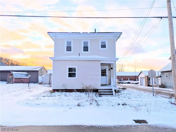 $139,900 | 117 North Market Street, Waynesburg, OH 44688