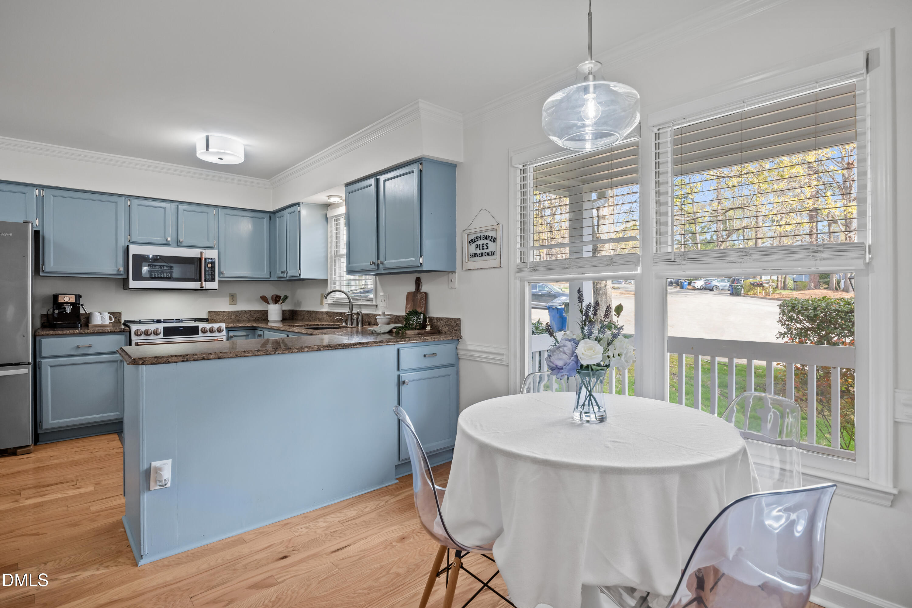 1401 Mapleside Court Raleigh, NC 27609 - Photo 6 of 39 26-print-IMG_1462-copy