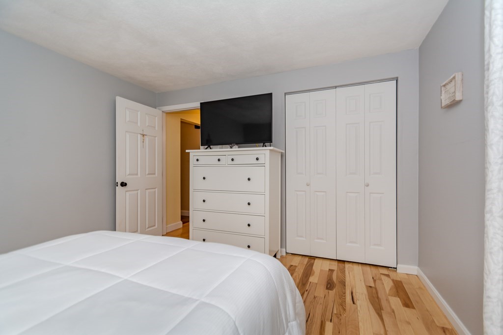 15 Emery Road Townsend, MA 01469 - Photo 12 of 31 Gallery Image 12