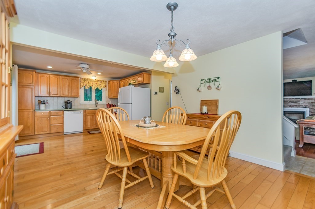 15 Emery Road Townsend, MA 01469 - Photo 6 of 31 Gallery Image 6