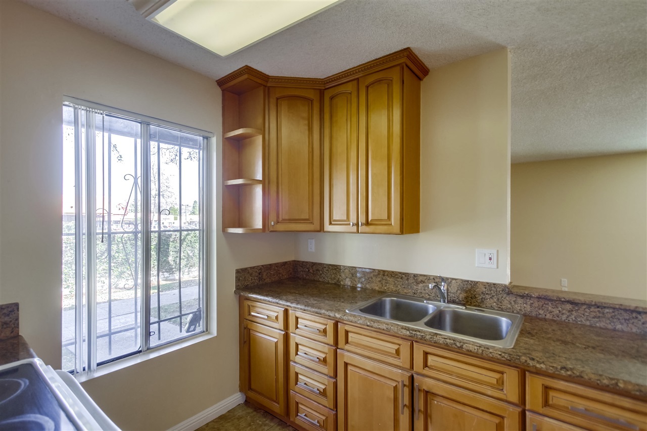 8318 Panorama Ridge Court Spring Valley, CA 91977 - Photo 2 of 15 Gallery Image 2