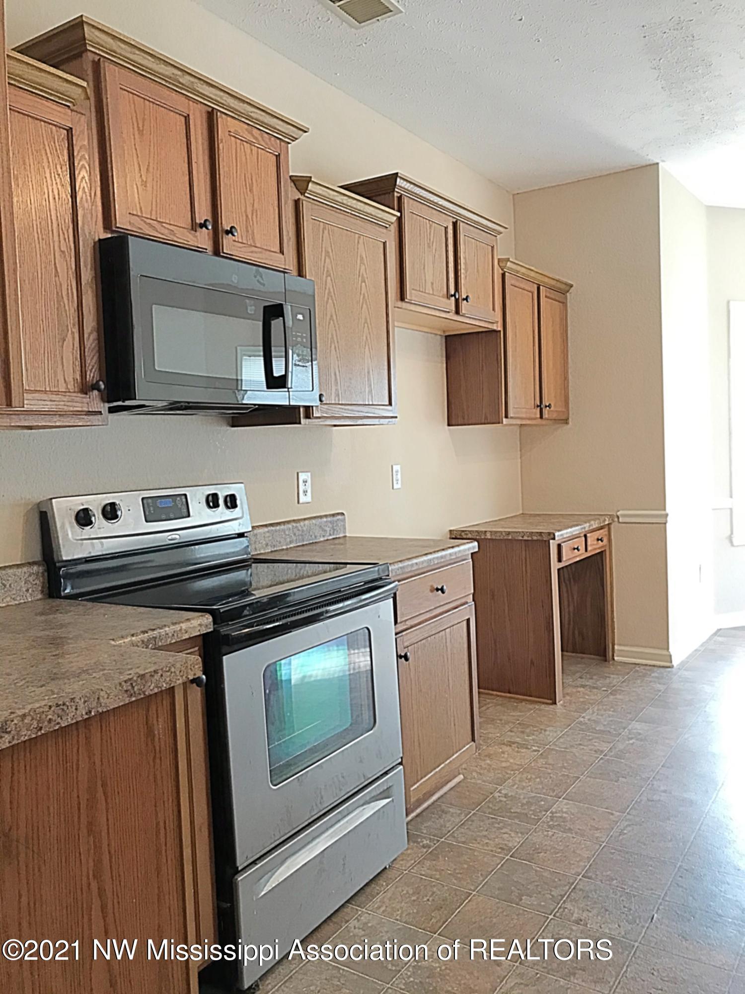 7397 Redbud Road Olive Branch, MS 38654 - Photo 12 of 28 ECEE4FC6-AF2C-4364-B6ED-52181DCF07DD