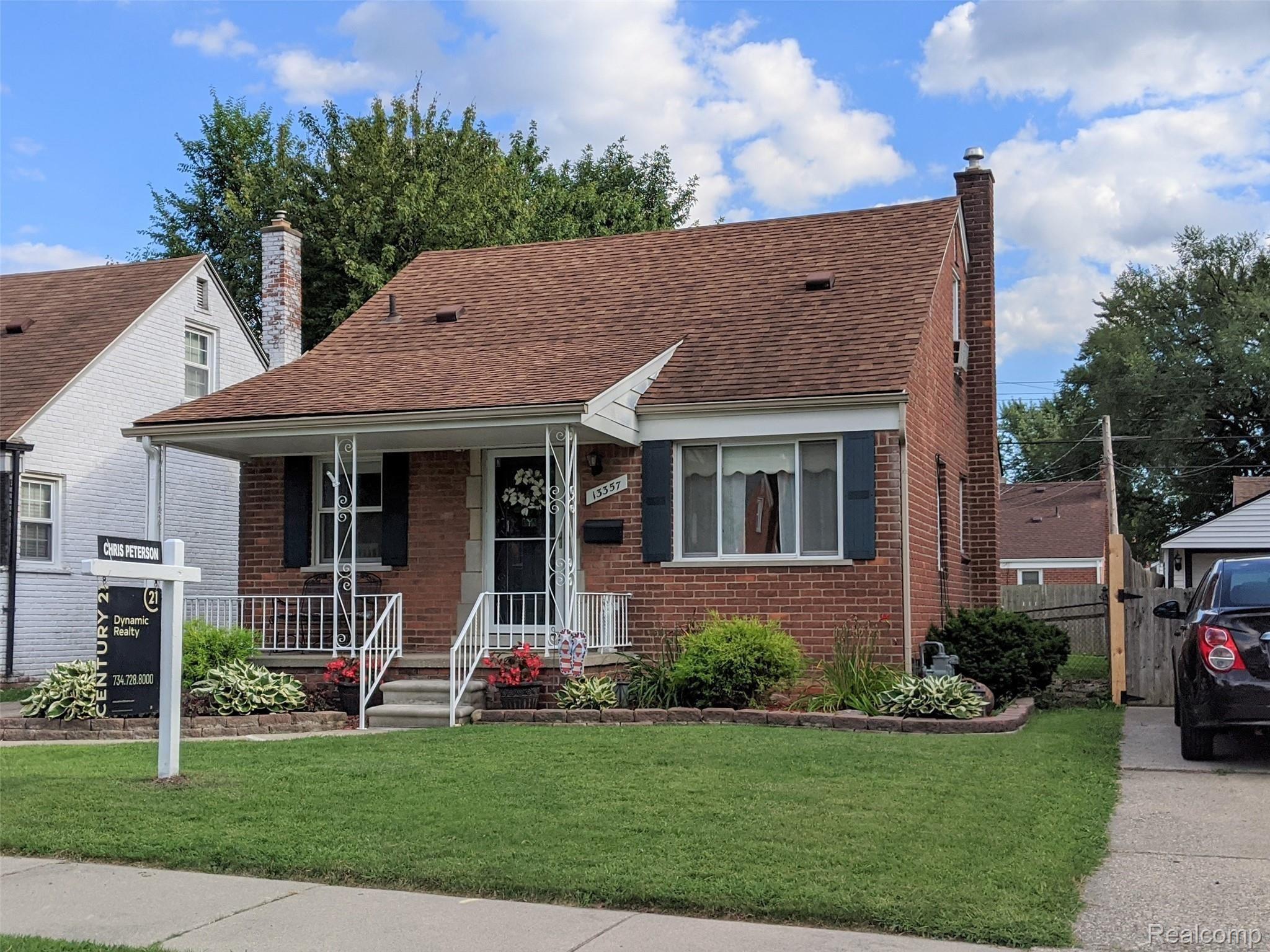 13357 Rosedale Street Southgate, MI 48195 - Photo 1 of 37 Welcome Home!