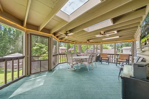 $949,000 | 837 Van Slyke Drive, Fontana, WI 53125