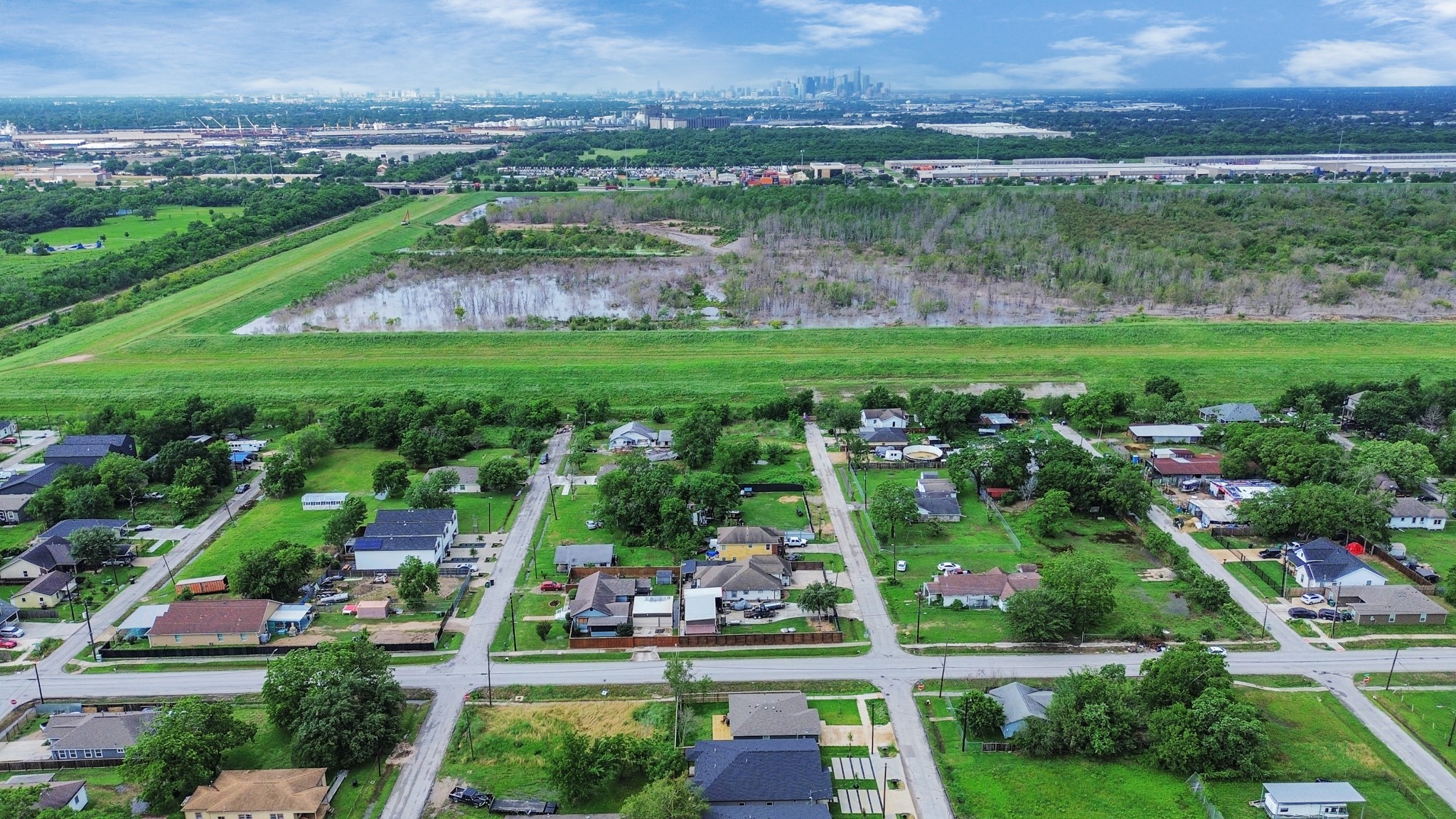 9808 Nedwald Street Houston, TX 77029 - Photo 7 of 39 a view of a city