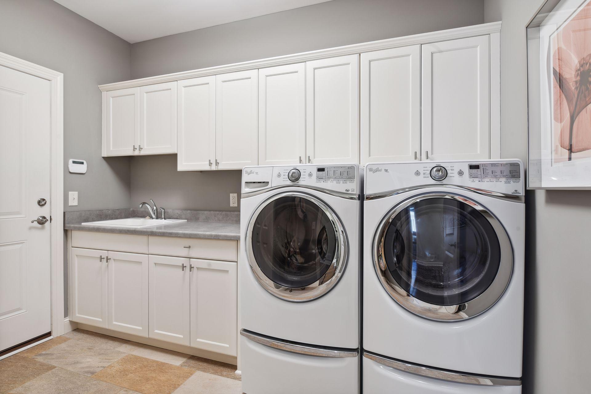 17566 Sanctuary Drive Minnetonka, MN 55391 - Photo 21 of 32