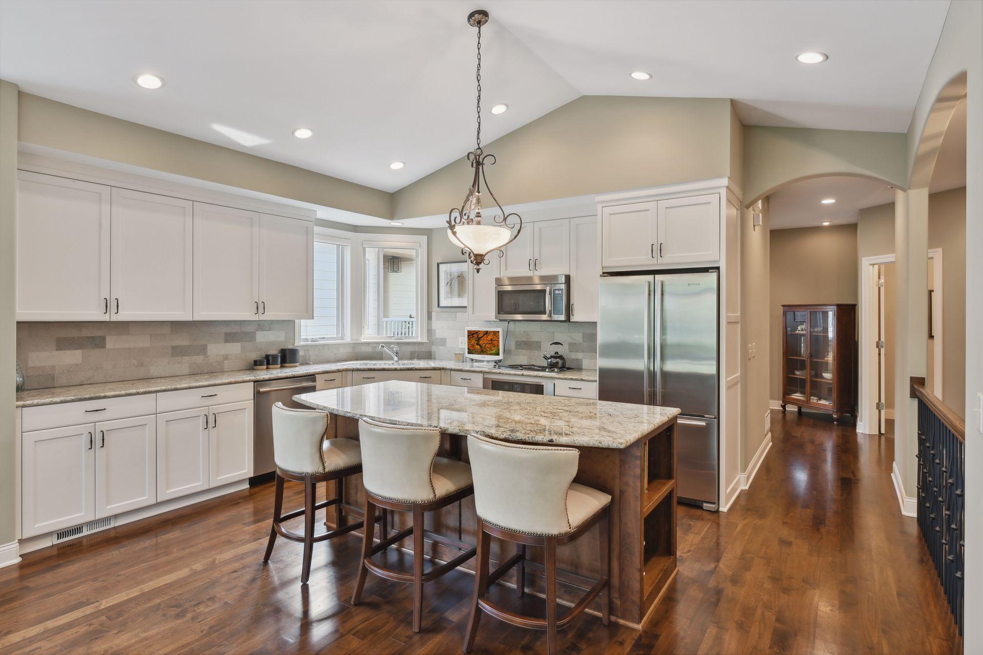 17566 Sanctuary Drive Minnetonka, MN 55391 - Photo 4 of 32