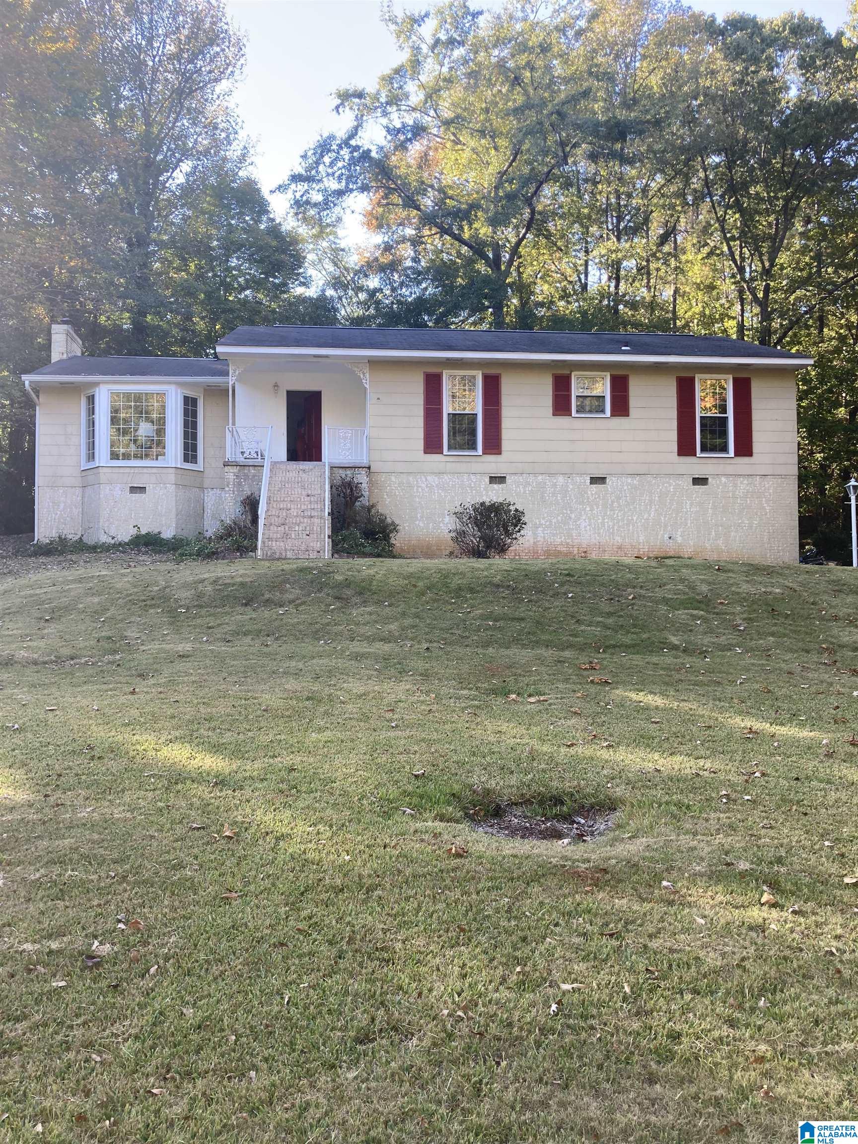 211 Primrose Path Sylacauga, AL 35150 - Photo 1 of 6