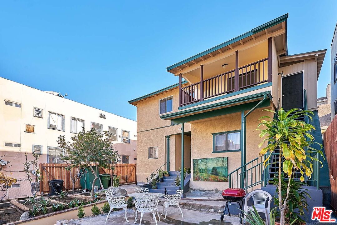 826 South Park View Street, Unit 1 Los Angeles, CA 90057 - Photo 1 of 14 a front view of a house with garden