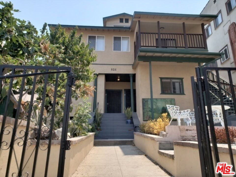 826 South Park View Street, Unit 1 Los Angeles, CA 90057 - Photo 6 of 14 a front view of a house with a porch