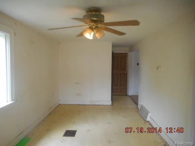 15501 South Telegraph Road Monroe, MI 48161 - Photo 4 of 11 4.JPG