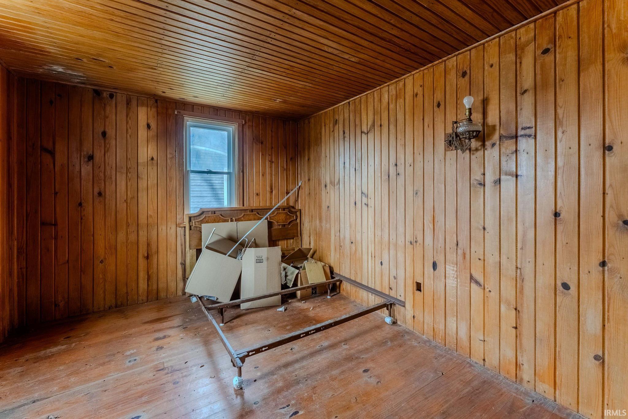 608 South Lake View Street Silver Lake, IN 46982 - Photo 15 of 21