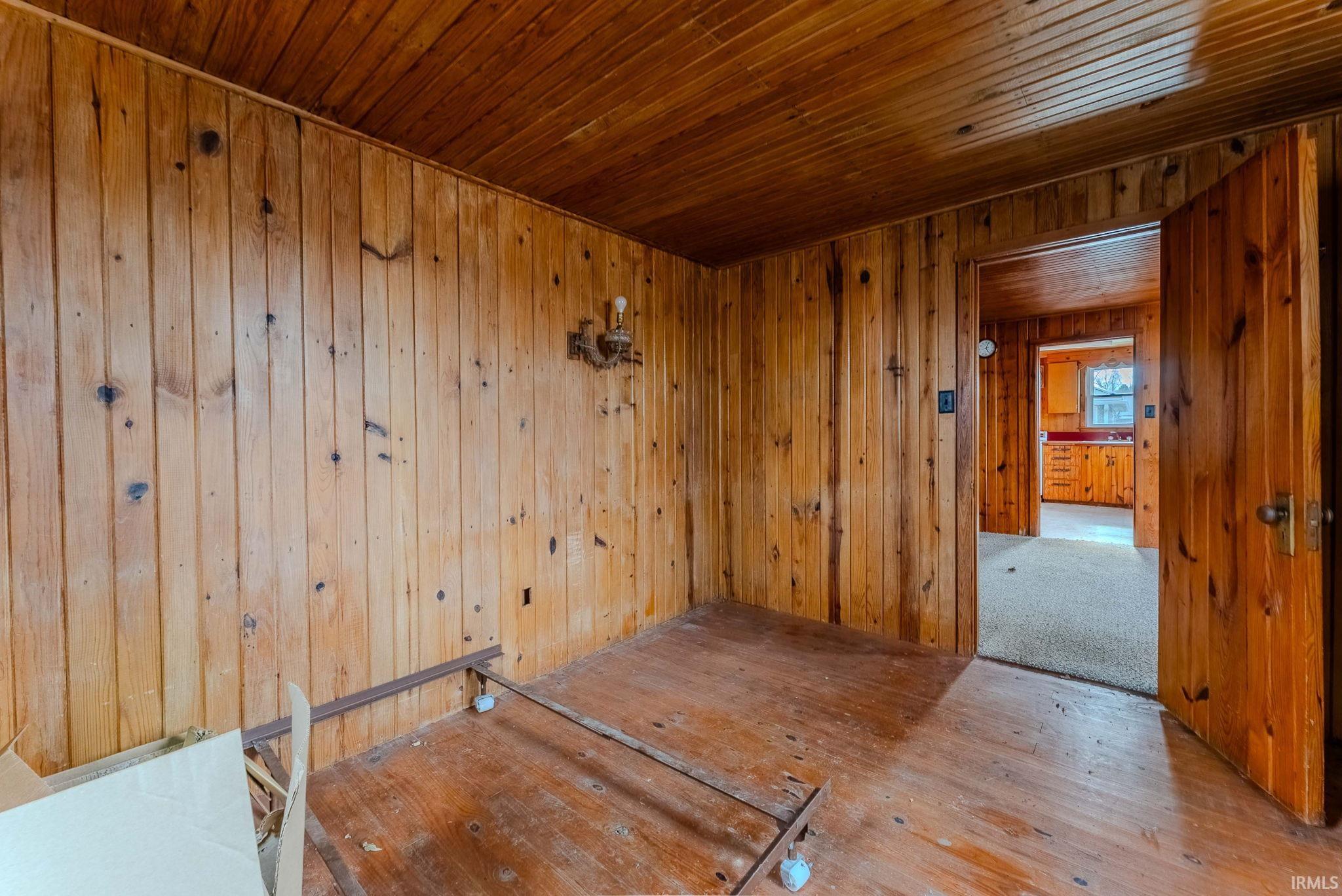 608 South Lake View Street Silver Lake, IN 46982 - Photo 16 of 21