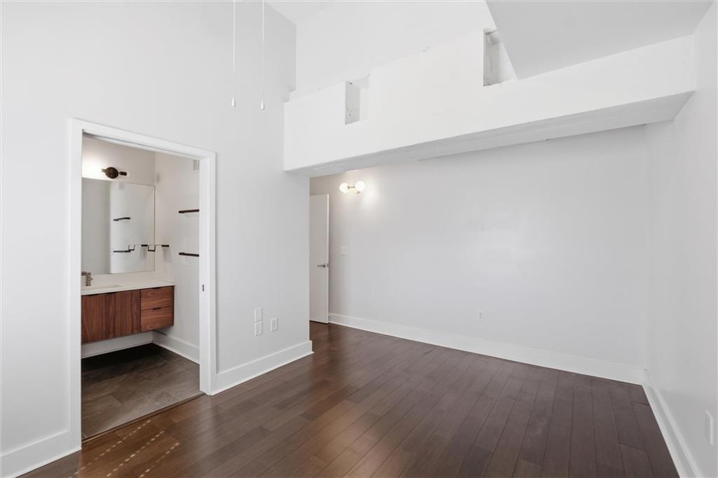 3001 Gillham Road, Unit 201 Kansas City, MO 64108 - Photo 17 of 30