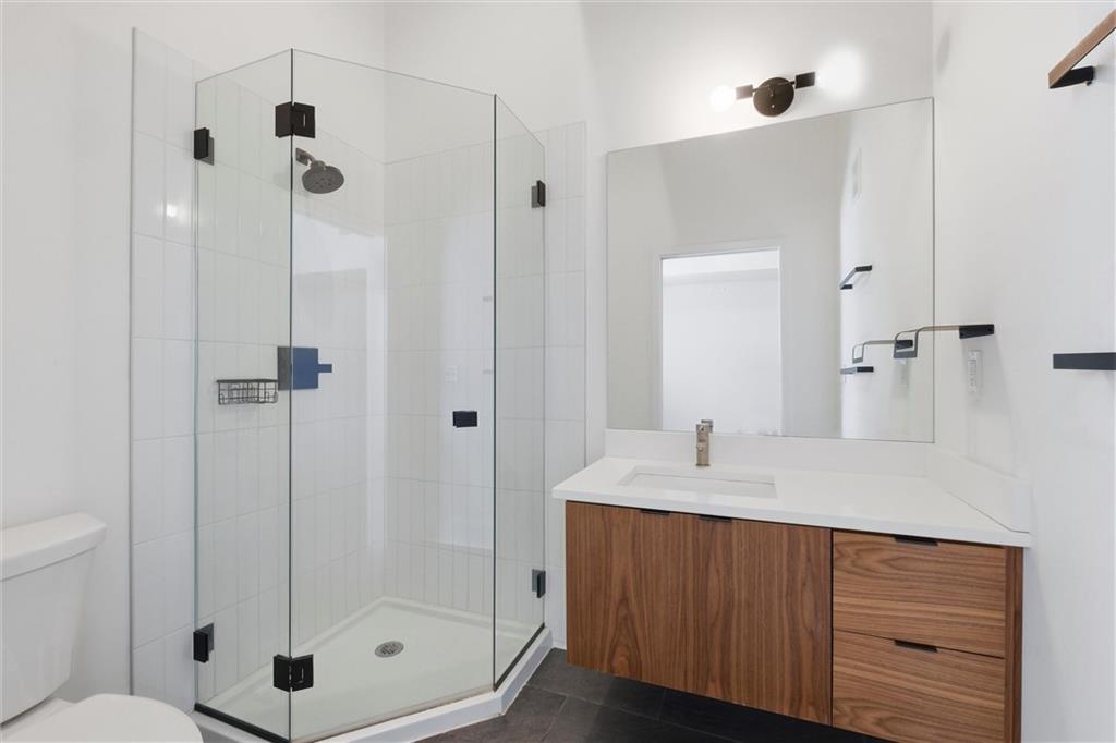 3001 Gillham Road, Unit 201 Kansas City, MO 64108 - Photo 18 of 30