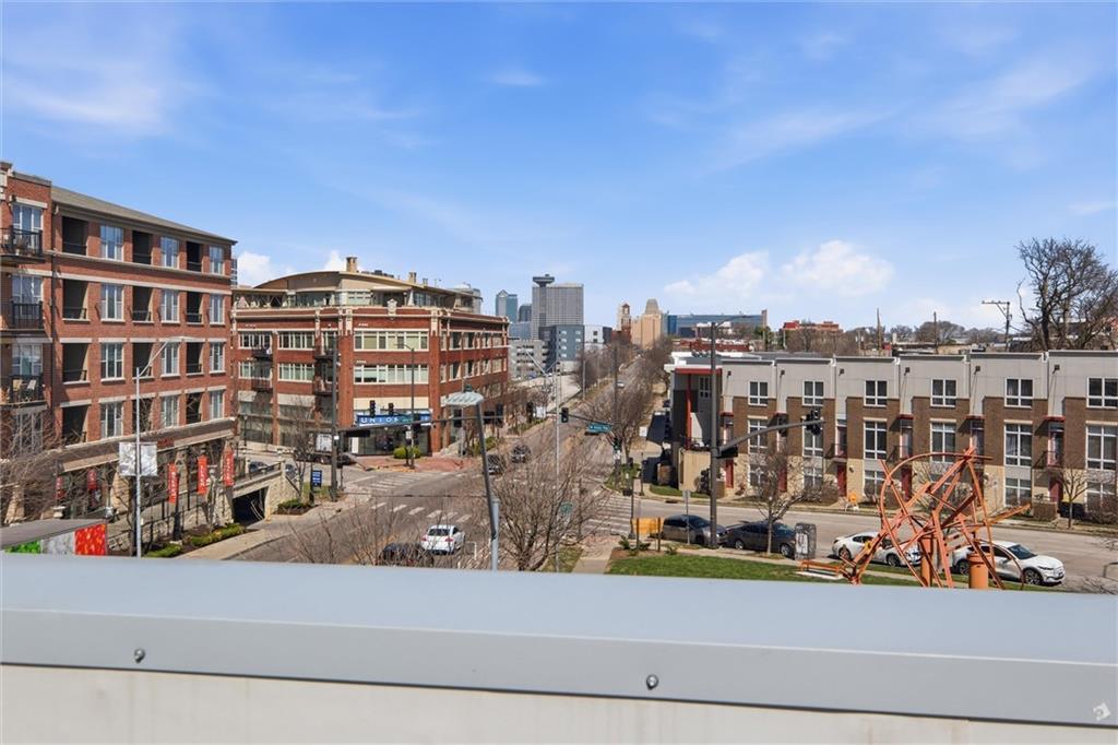 3001 Gillham Road, Unit 201 Kansas City, MO 64108 - Photo 26 of 30