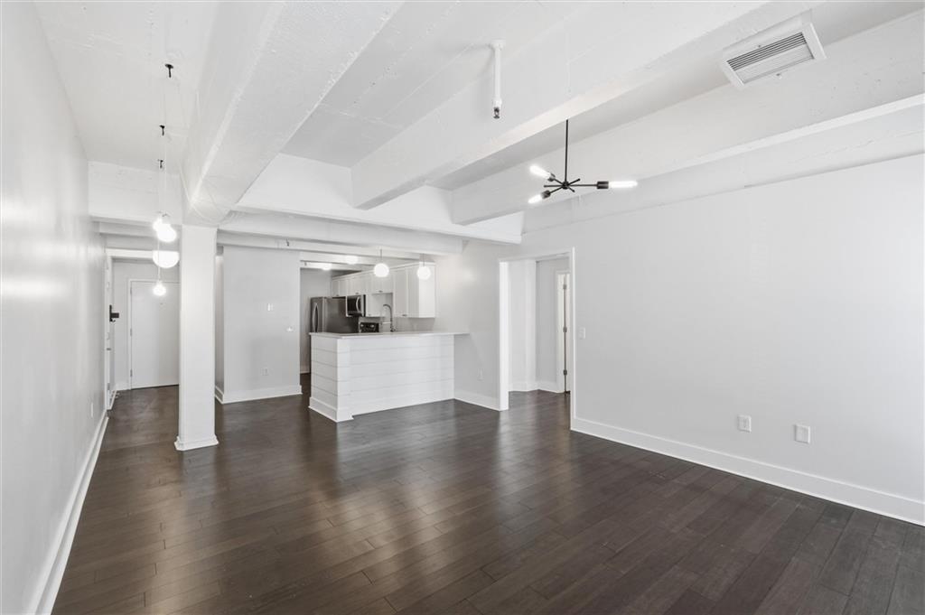 3001 Gillham Road, Unit 201 Kansas City, MO 64108 - Photo 6 of 30